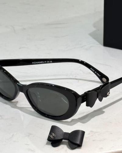 CAT EYE SUNGLASSES