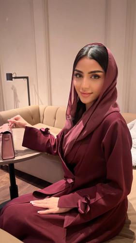 عبايه ورد