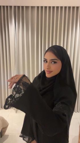 عبايه دانتيل