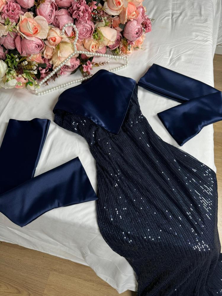 فستان سهرة كحلي كلفه ترتر