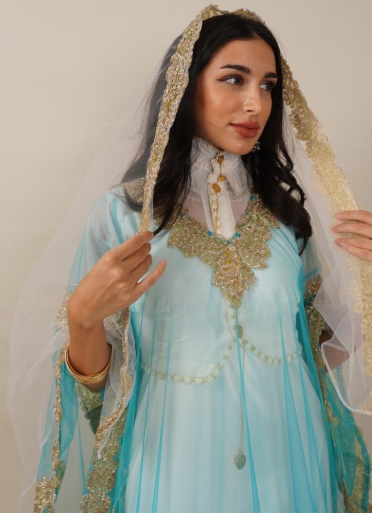 لماذا يُعد مسدح هاشمي اختيارًا أنيقًا للمرأة الخليجية؟