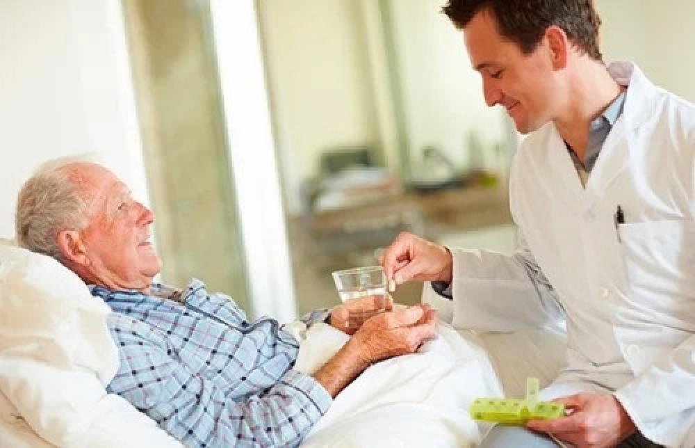 الدليل الشامل للرعاية الطبية المنزلية في السعودية 2025