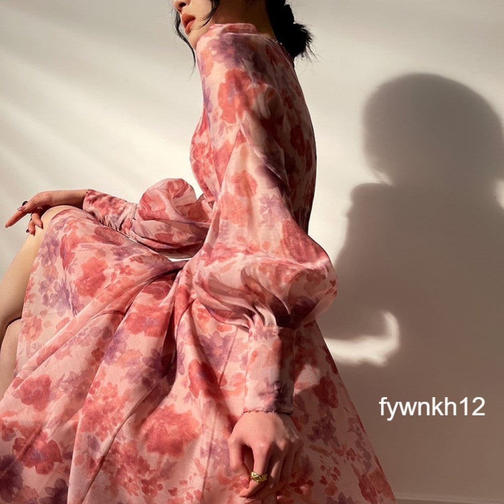 فستان مورد بأكمام فانوس