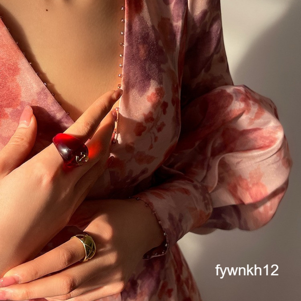 فستان مورد بأكمام فانوس