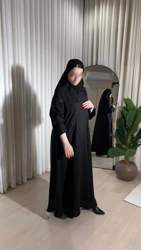 عباية نصف كلوش بشك مكَرة BB668