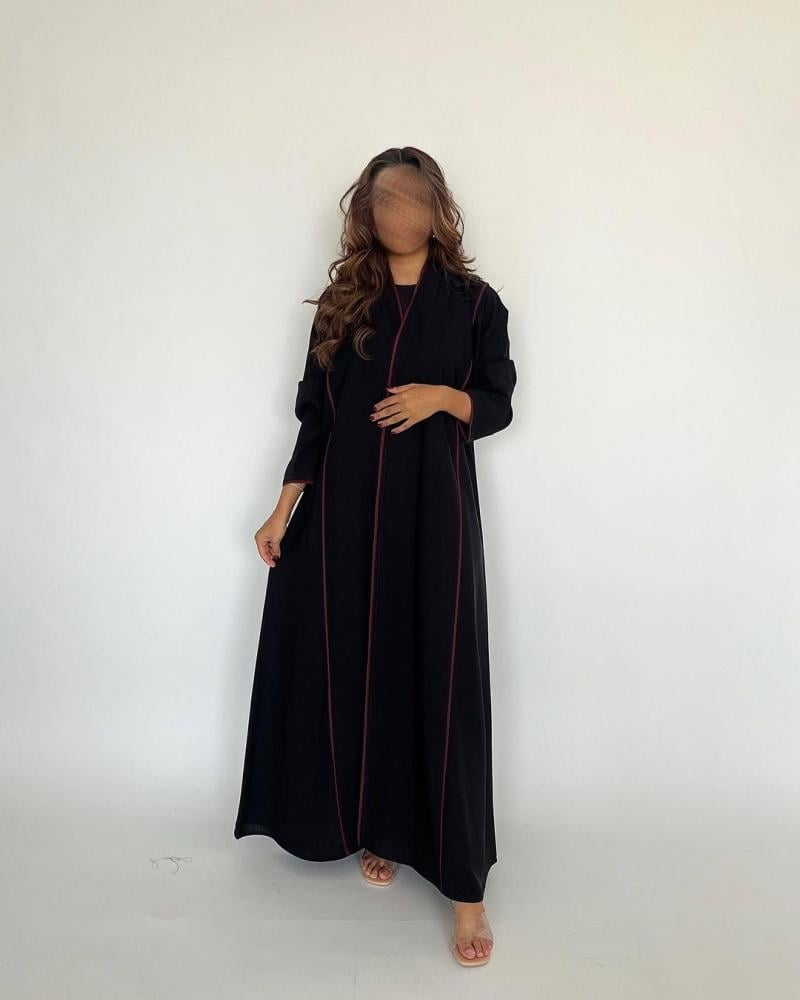 عبايه واسعه من تحت