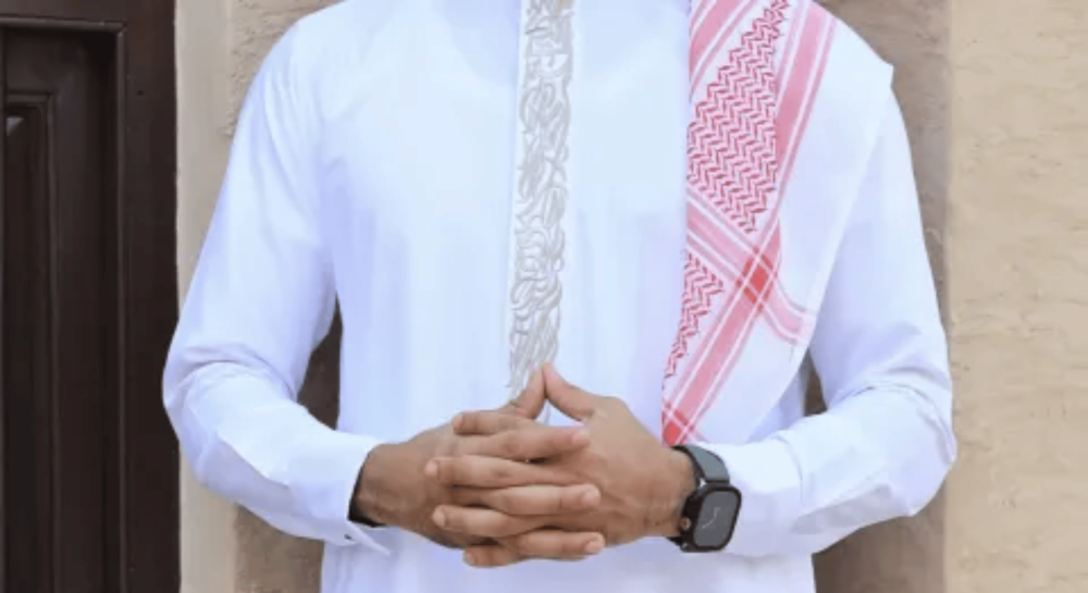 ما الذي يميز ثوب رجالي من لومار؟