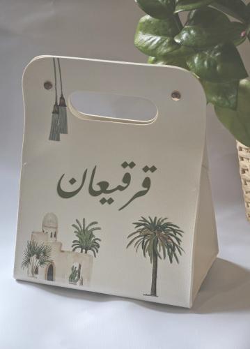 حقيبة جلدية أنيقة