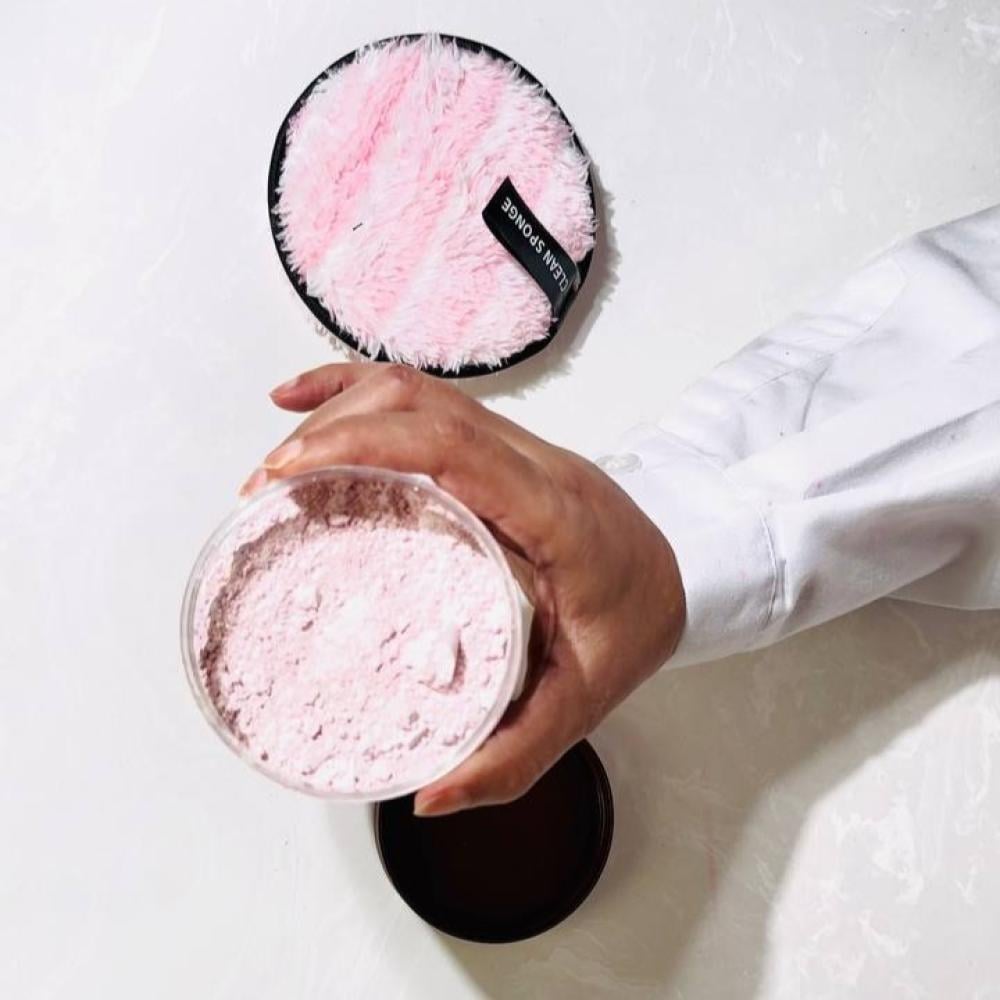 بودرة جسم لامعة… بتركيبة واضحة ومكوّنات مفهومة