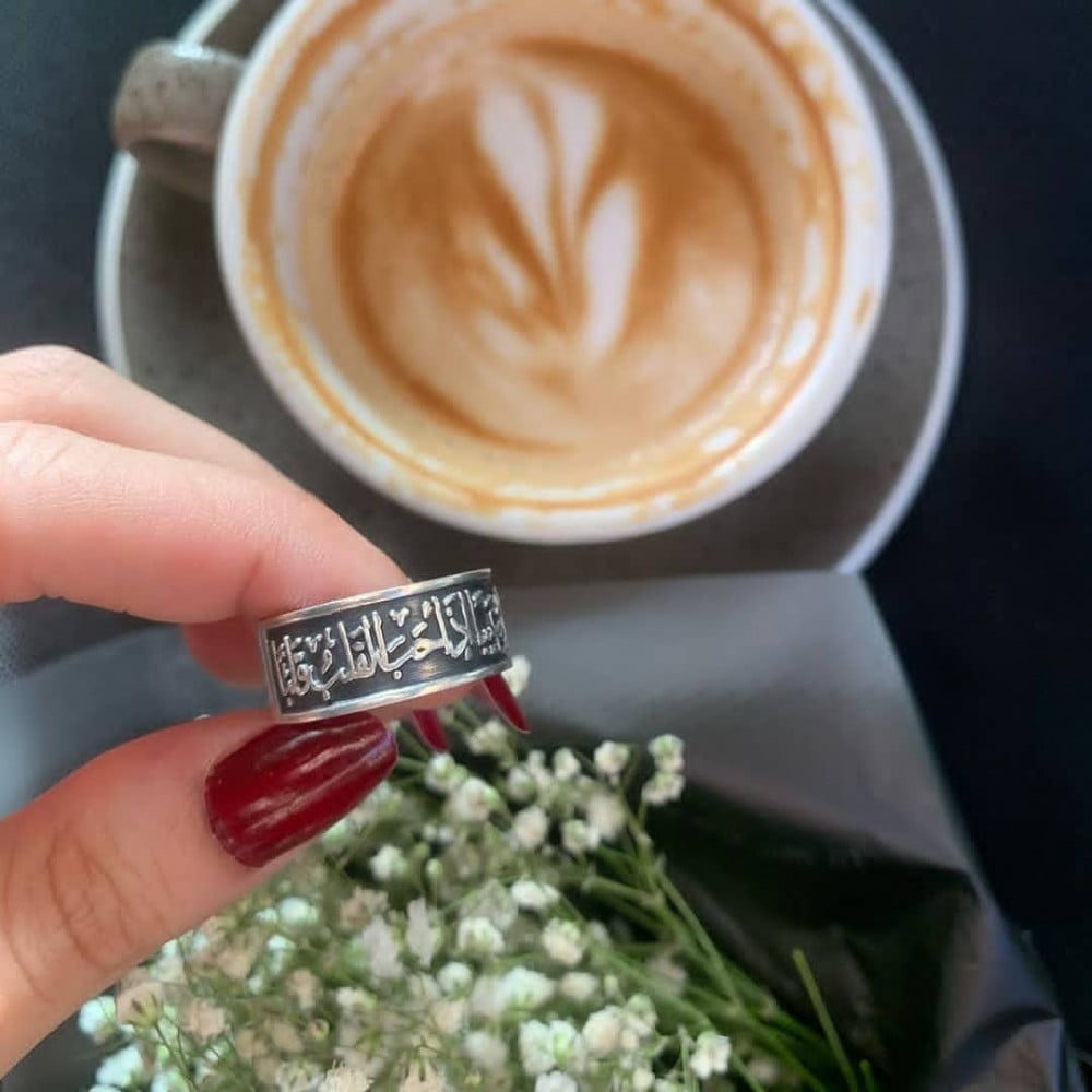 خاتم فضة أنيق يزين يدك بأحلى لمسة