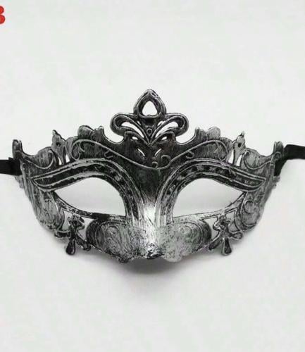 قناع البندقية فضي