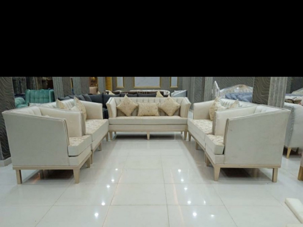 طقم كنب داخلي مودرن فاخر بلون بيج مكون من كنبة ثلاثية + كنبة ثنائية + 2 كرسي - MS_ID_SET_00090