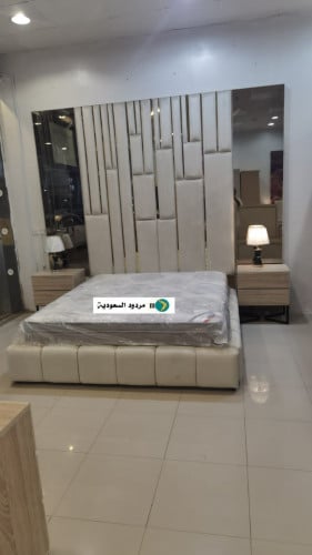 سرير متوفر عدة مقاسات