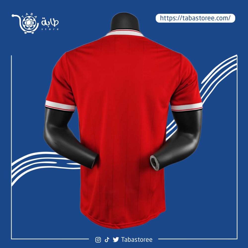 تيشيرت كلاسيكي مانشستر يونايتد 1984