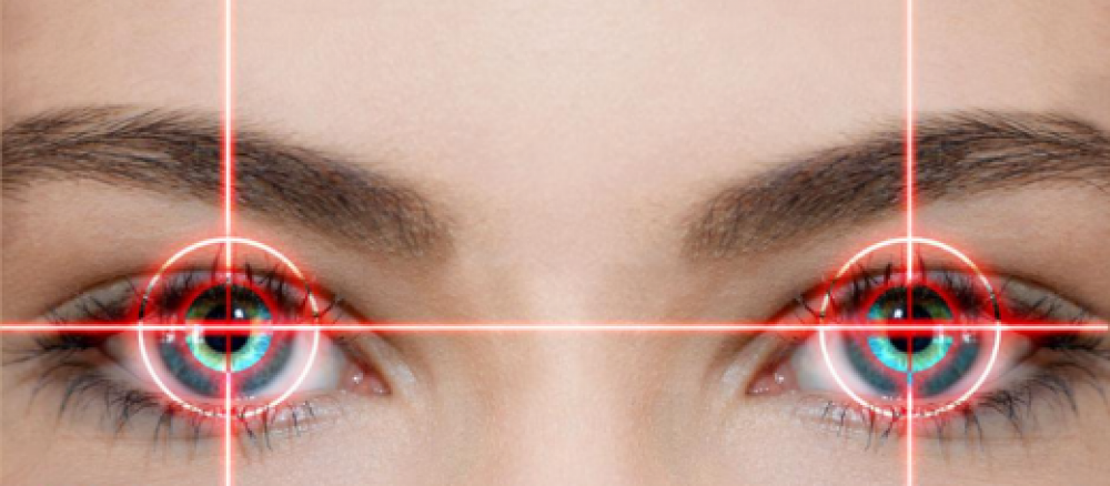 Light sensitivity and contact lenses