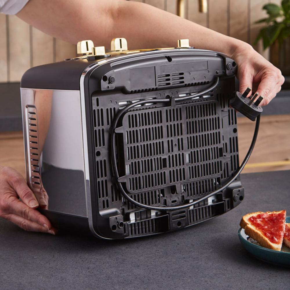 توستر اسود كبير