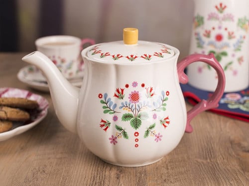 إبريق شاي مورد