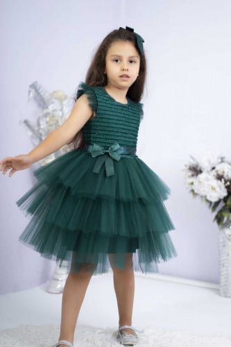 فستان تنورة لون أخضر زمردي من AYERMEN