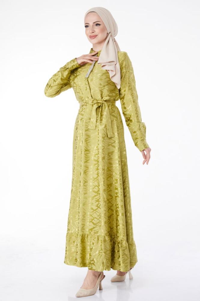 فستان سهرة نسائي بياقة قميص ومزين بحجر أخضر زيتي