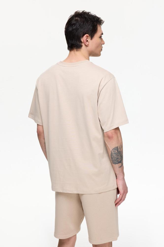 تي شيرت رجالي تصميم عصري وراحة يومية قماش قطني فاخر بيج Les Benjamins