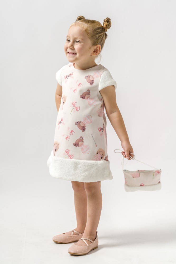 فستان الدمى