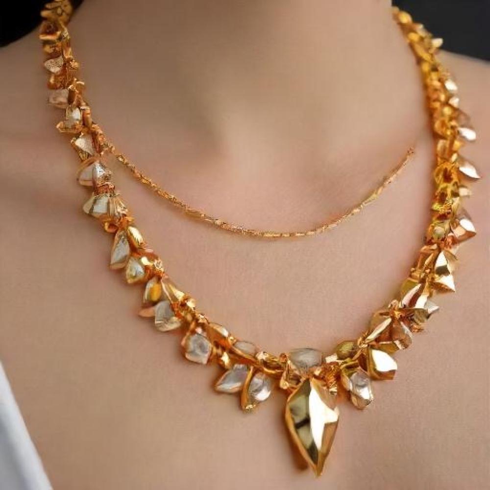 الذهب في الأزياء والموضة