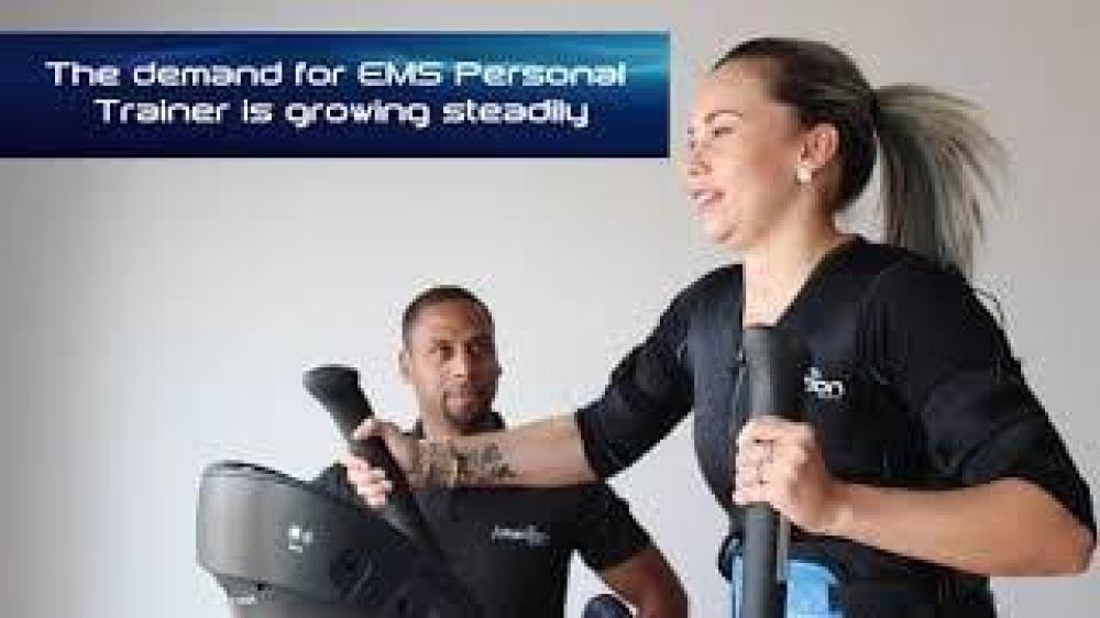 12 جلسات تدريب  EMS