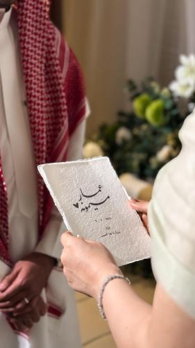 ورق قطني وقصاصات قطنيه