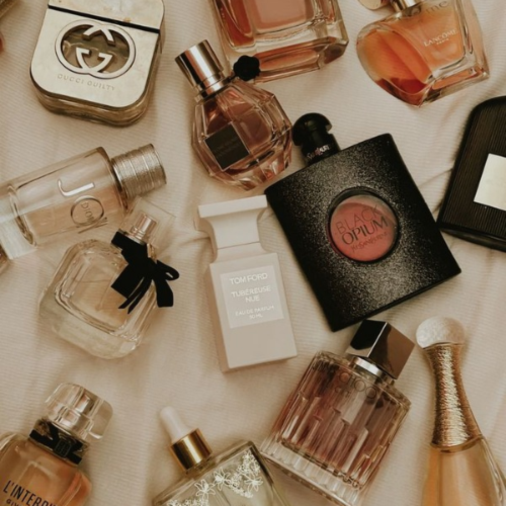 دليل أفضل عطور ديزاينر 2026: خيارات عالمية من فانيلا