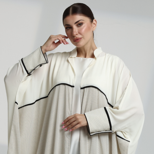 BISHT ABAYA - POLKA DOT / عباية بشت منقطة بيج