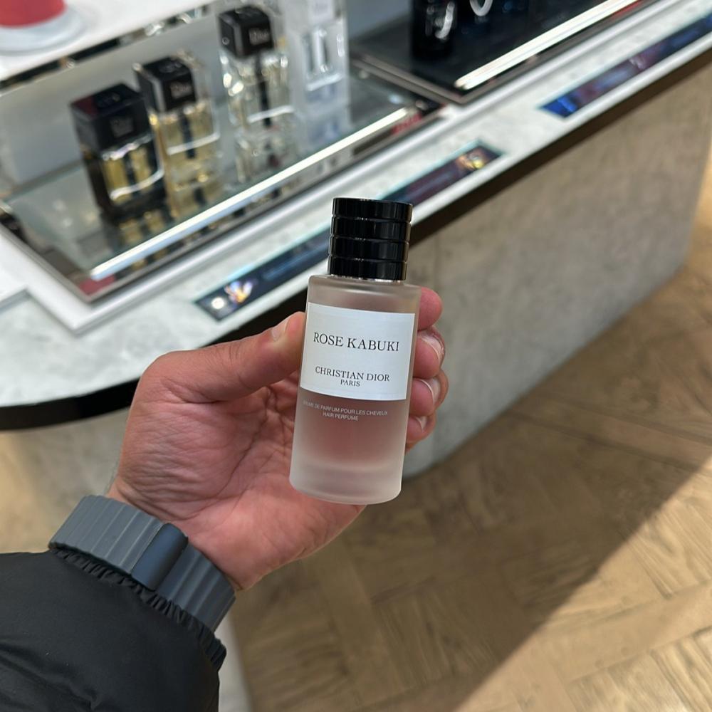 عطر شعر روز كابوكي