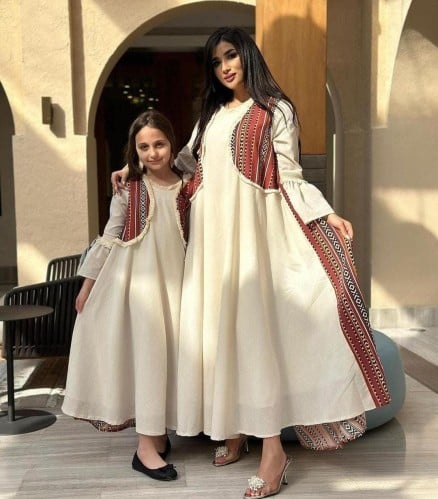 طقم  للأم والبنت