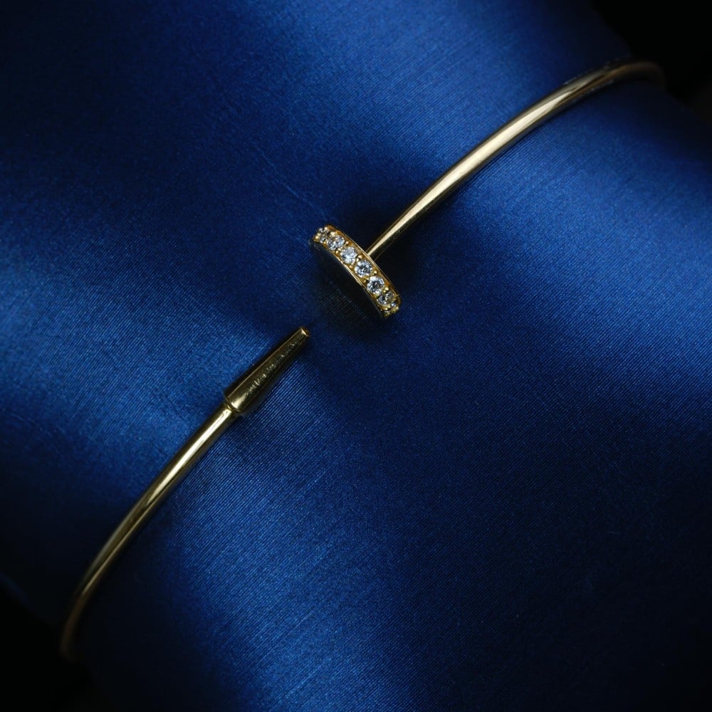 إسوارة Bracelet C 011