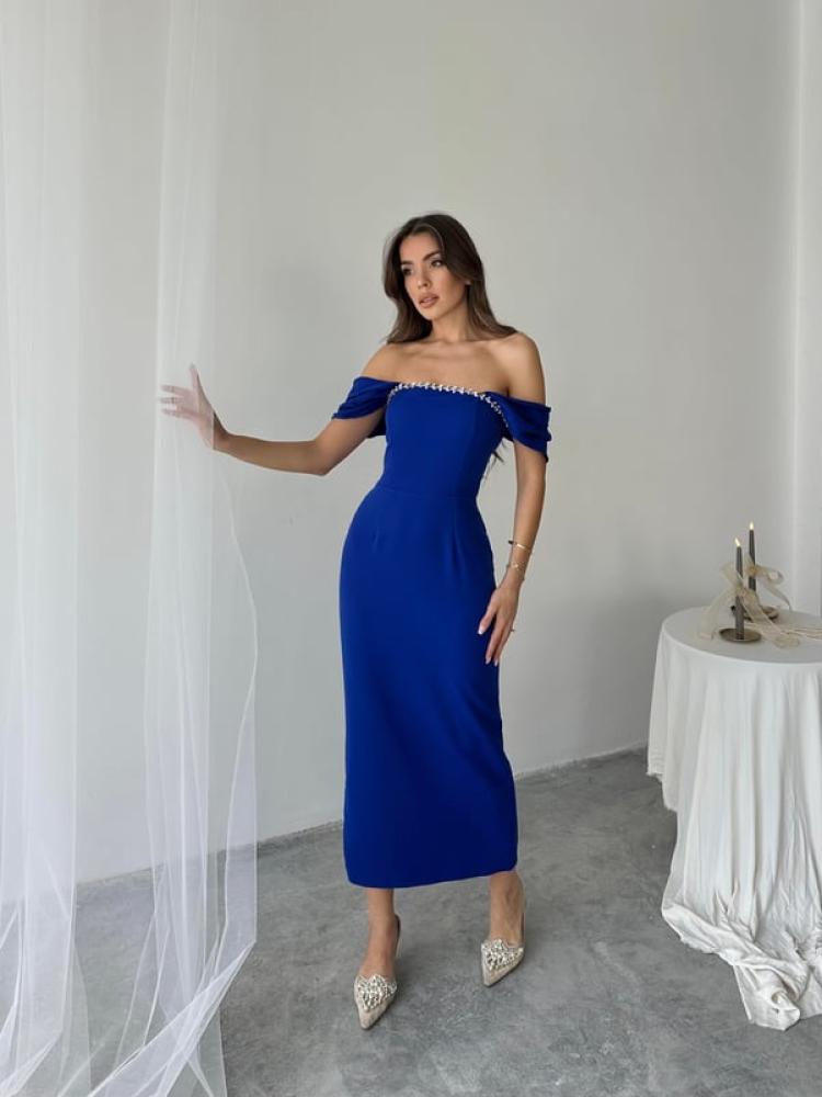 فستان ناعم مزين بتفاصيل مميزة على الصدر - باللون الأزرق - صناعة تركية - 1022