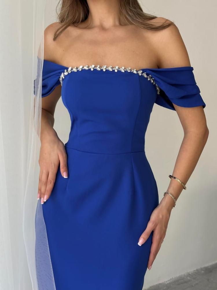 فستان ناعم مزين بتفاصيل مميزة على الصدر - باللون الأزرق - صناعة تركية - 1022