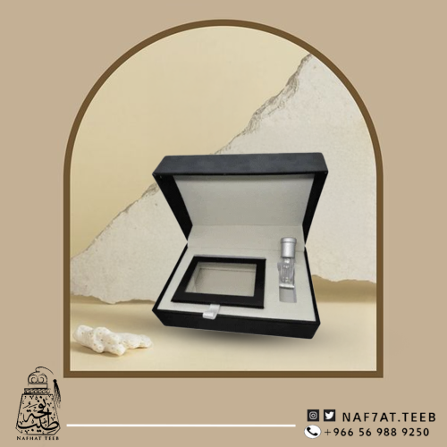 صندوق جلد أسود (ربع توله+أوقية) فاخر مبطن بالمخمل (فارغ)