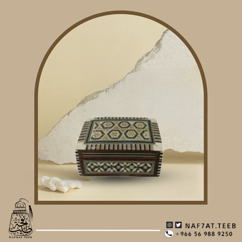 صندوق فاخر مصنوع يدوي من الفسيفساء ومبطن بالمخمل الناعم(حجم صغير 13×9×4)