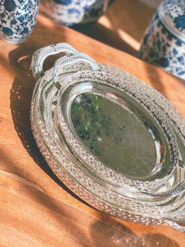 صينية فضة كبيرة