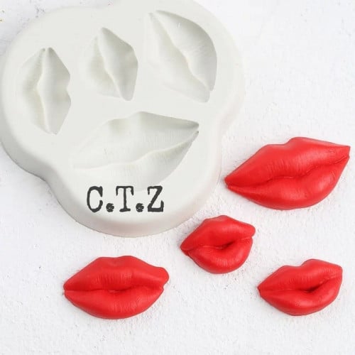 سيليكون شفايف