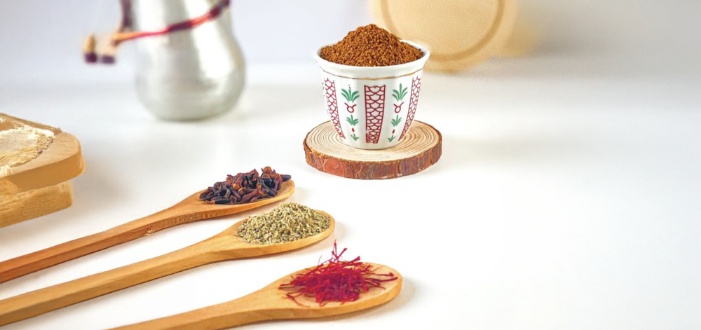 الفرق بين القهوة السعودية والقهوة العربية | فنجان العرب