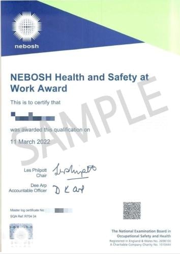 دورة الصحة والسلامة في العمل NEBOSH HSA الدولية