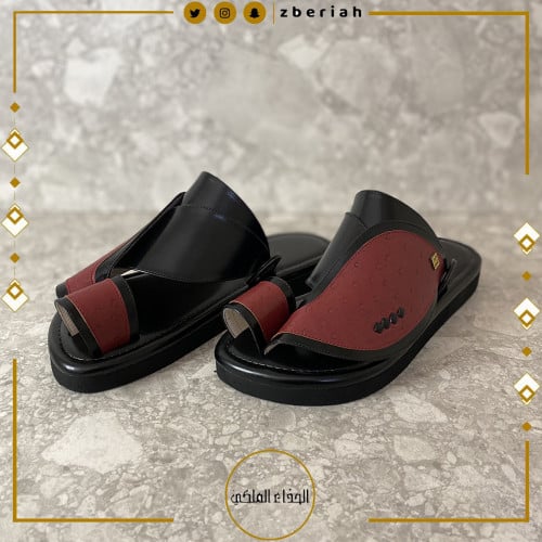 حذاء أسود مع جلد نعام عنابي