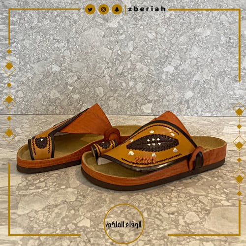 حذاء طبي جملي مع أصفر تطريز يدوي صوف كتان