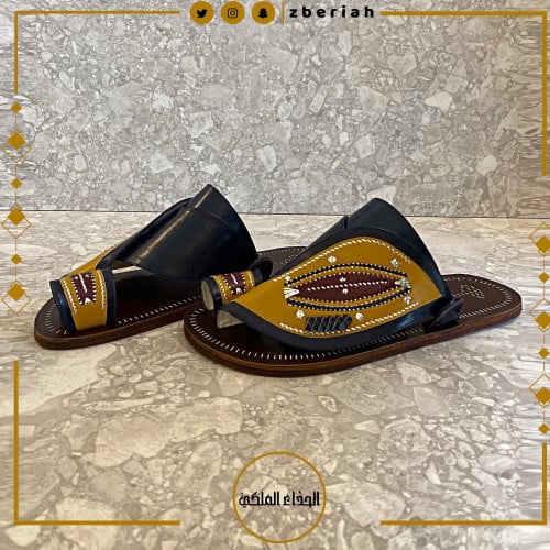 حذاء بني مع كحلي - اصفر تطريز يدوي