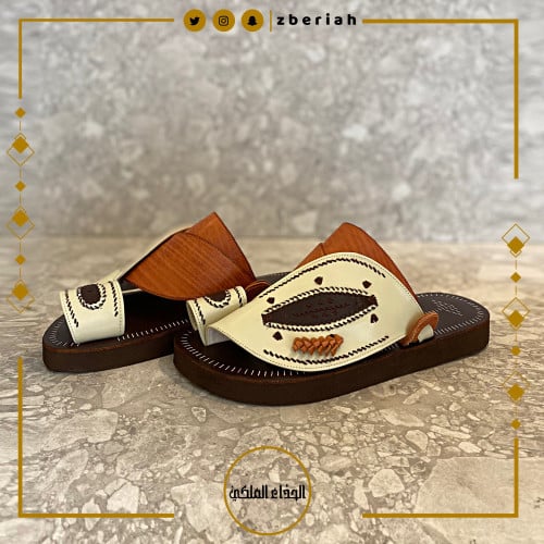 حذاء بني مع سكري-جملي تطريز يدوي صوف كتان