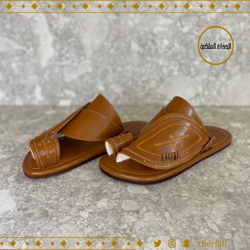 حذاء جملي  تطريز يدوي