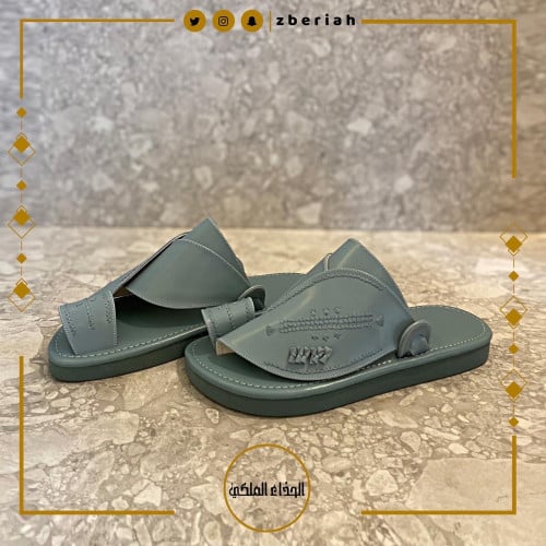 حذاء سماوي تطريز يدوي صوف كتان