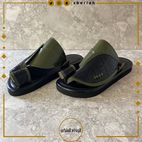 حذاء زيتي مع اسود جلد ثعبان اسود