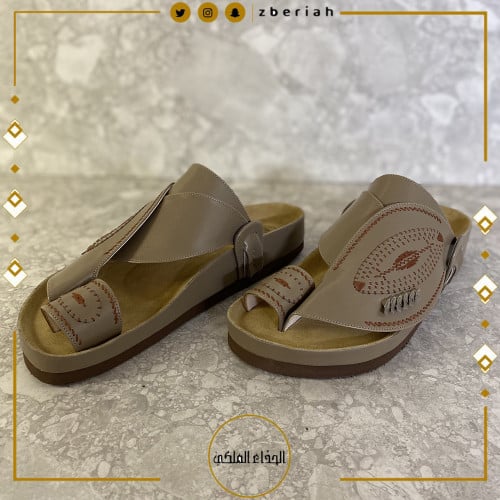 حذاء طبي بيج تطريز يدوي صوف كتان