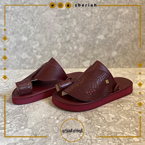 حذاء عنابي مع جلد ثعبان عنابي